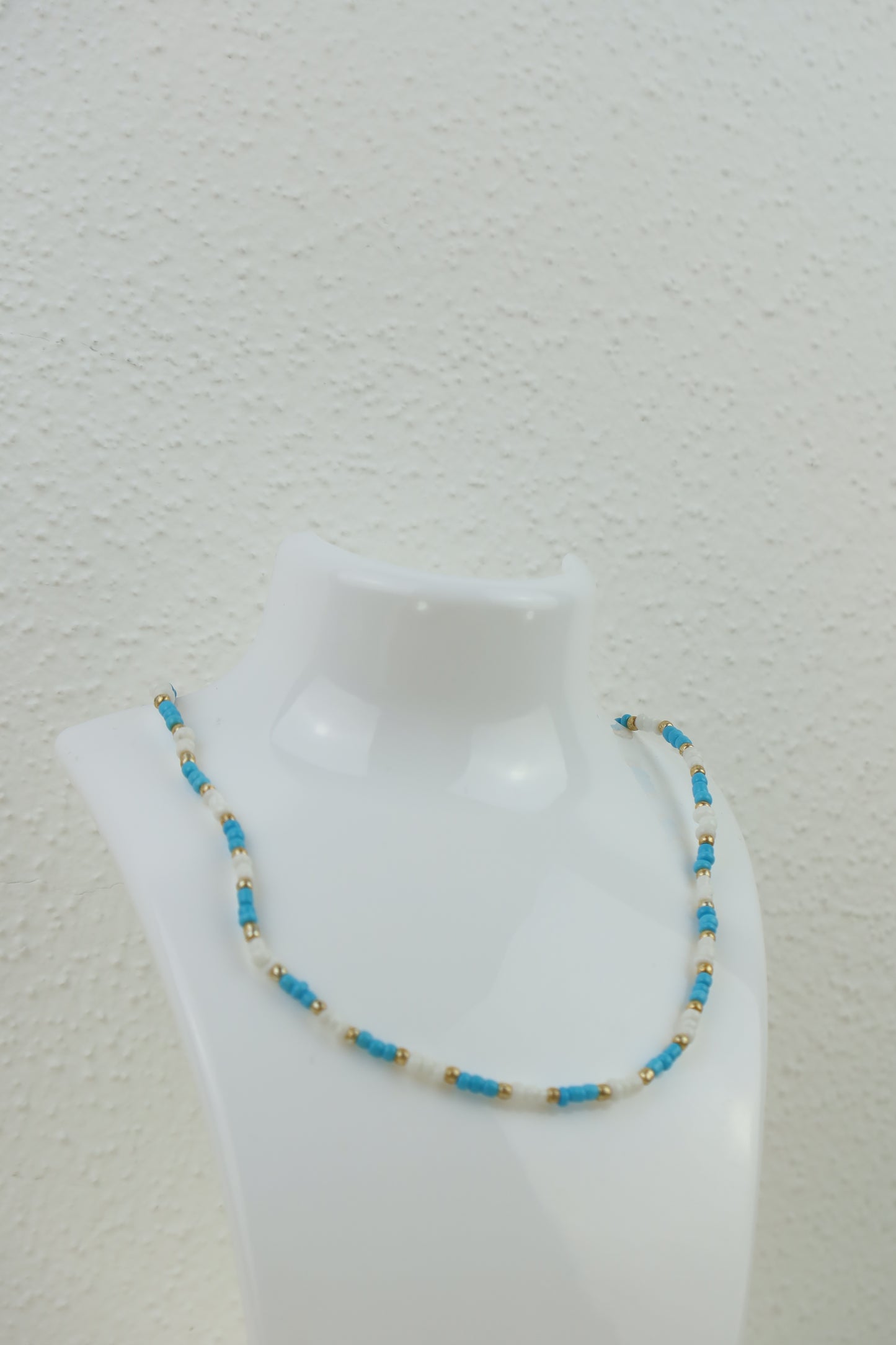 🌈 Beaded Elegance