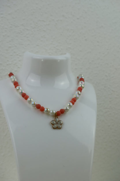 🌸✨ Blossom Pearl Necklace