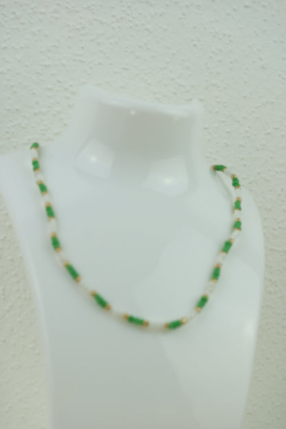 🌈 Beaded Elegance