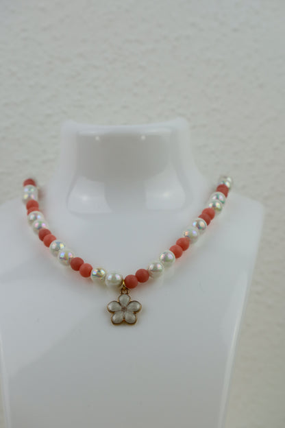 🌸✨ Blossom Pearl Necklace