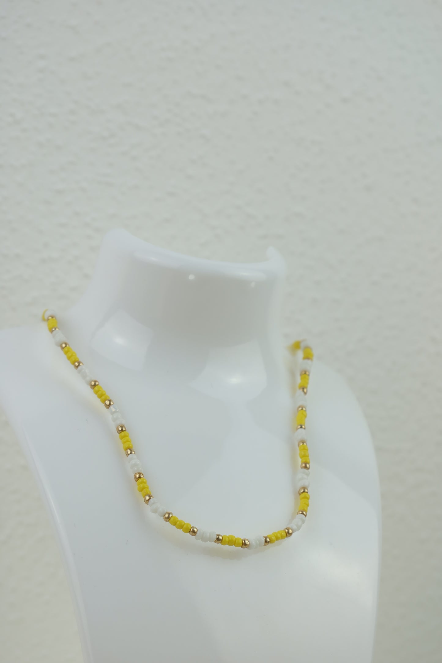 🌈 Beaded Elegance