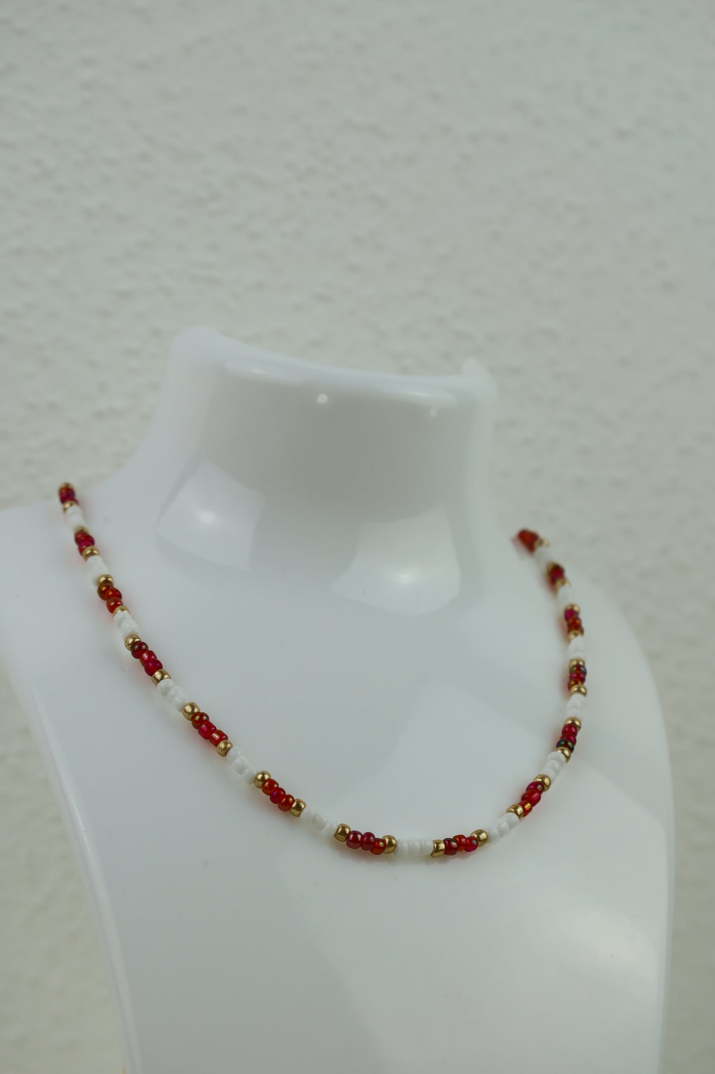 🌈 Beaded Elegance